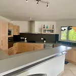 Maison Avec Jardin Quartier Calme *