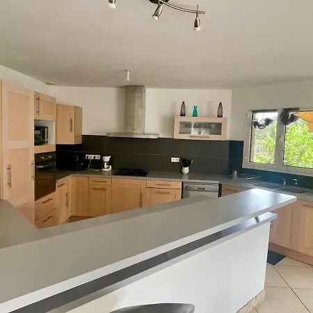 Maison Avec Jardin Quartier Calme *