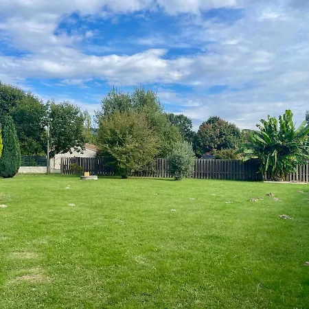 Maison Avec Jardin Quartier Calme Сasa de vacaciones